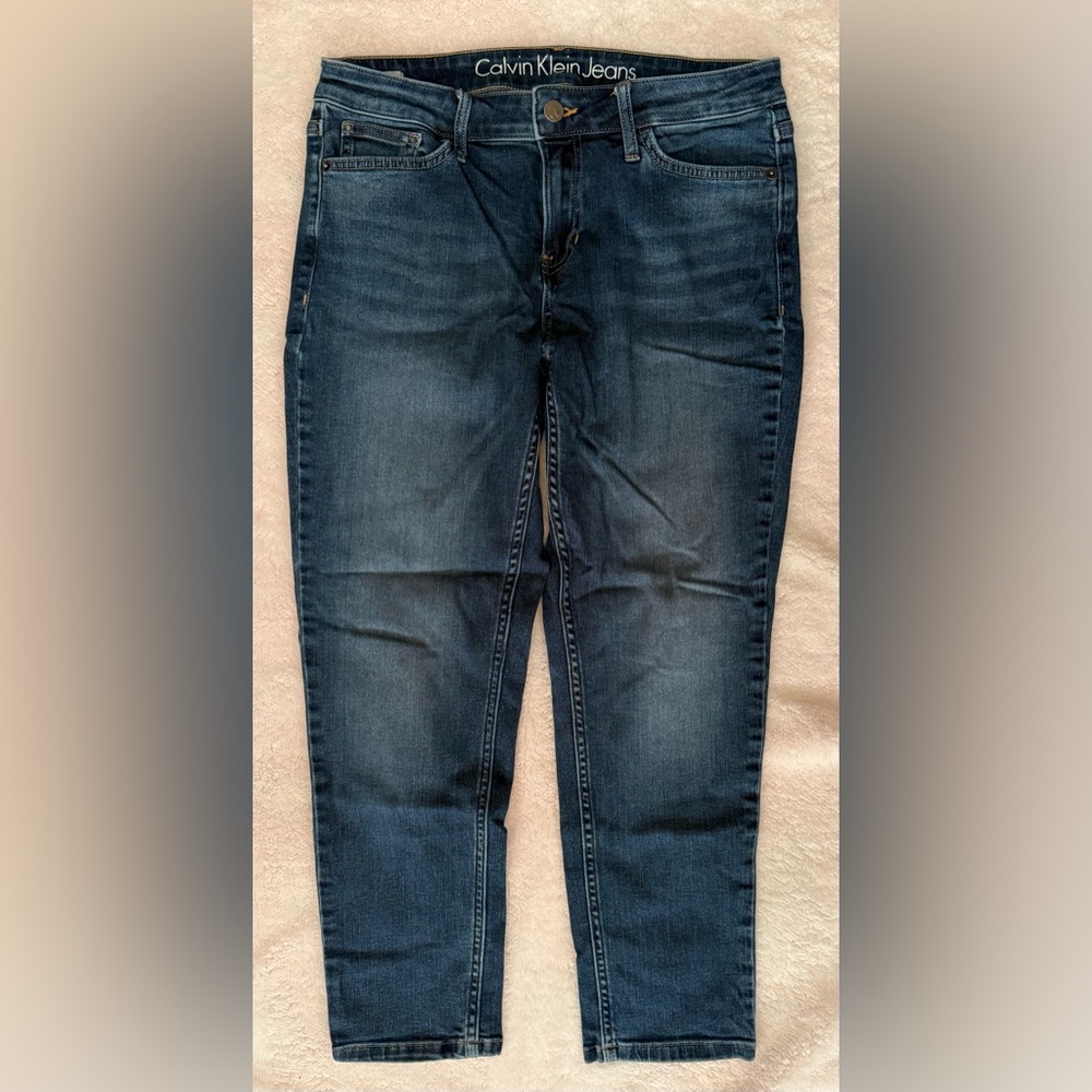 Calvin Klein Jeans Blue Women's Capris Size 8